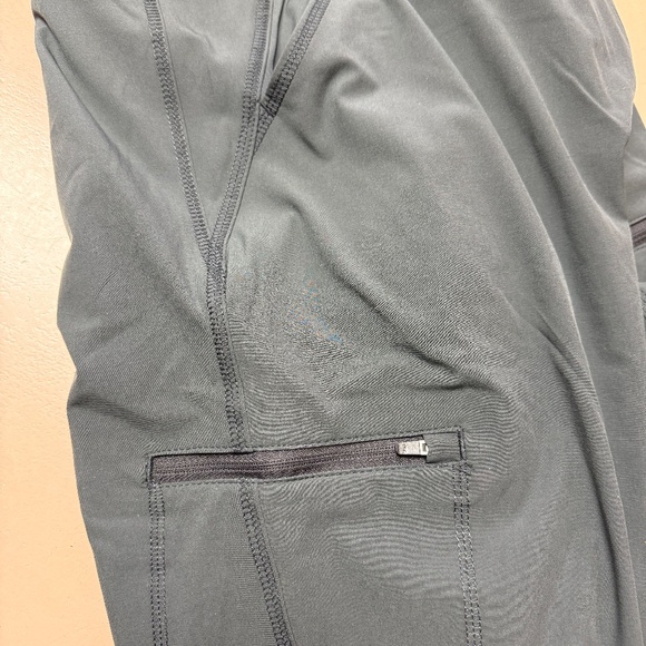 Women’s Eddie Bauer Fleece Lined Pull-on Pants - Picture 9 of 9